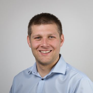 Ein Portrait von Scheer Mitarbeiter Dr. Christian Linn