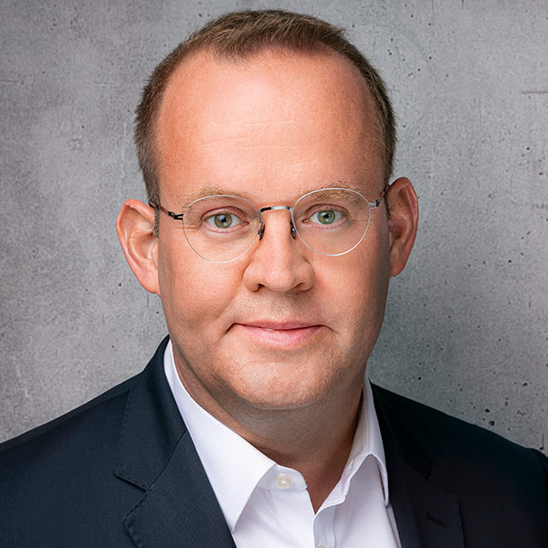 [Translate to English:] Ein Portrait von Scheer Mitarbeiter Klaus Hermes